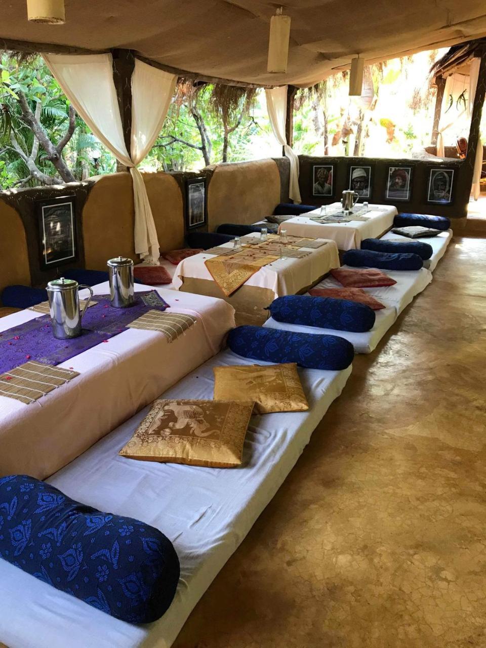 Banyan Tree Yoga 호텔 만드렘 외부 사진